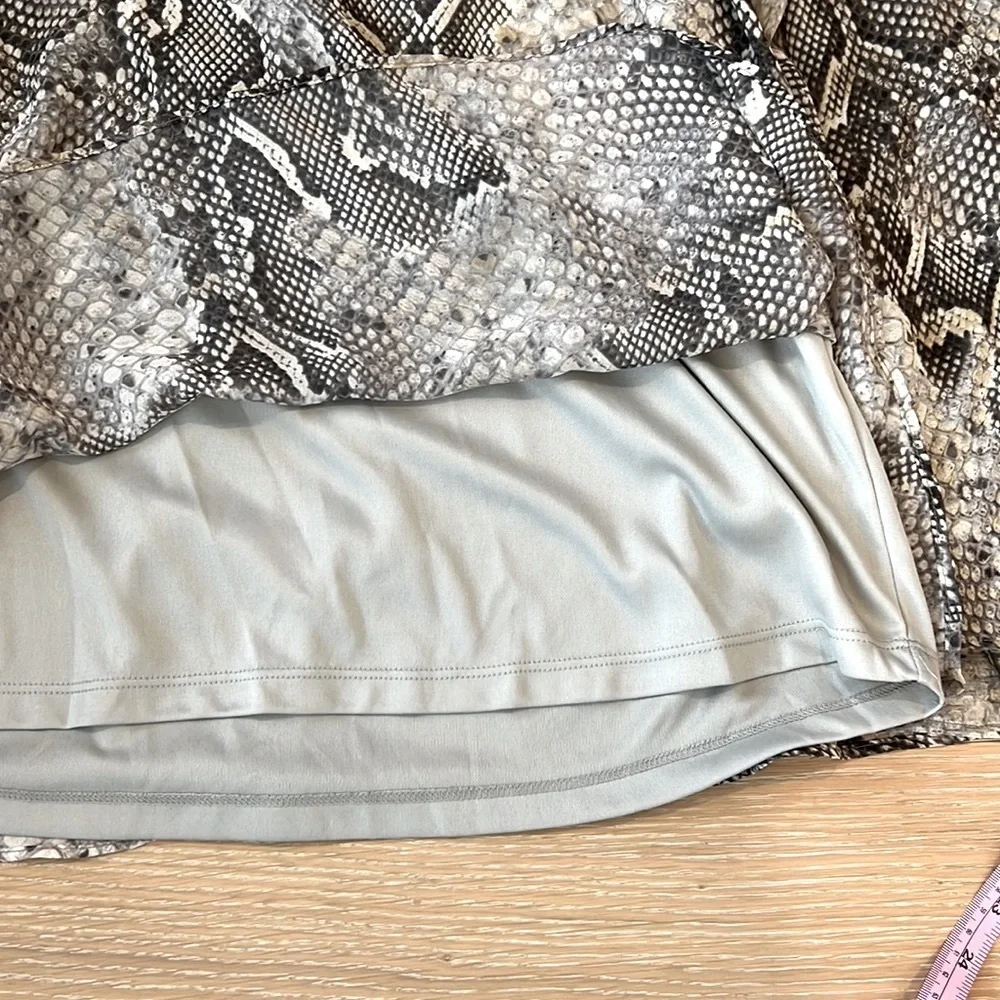 Show Me Your MuMu Hippie Dippie Reptile Snake Print Blouse Long Bell Sleeve - Picture 8 of 11